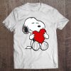snoopy hugging heart