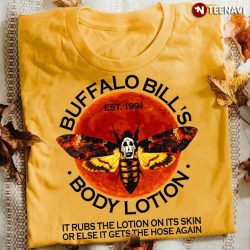 it rubs the lotion on its skin t shirt