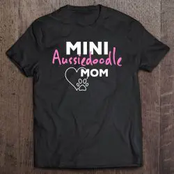 Mini Aussiedoodle Mom