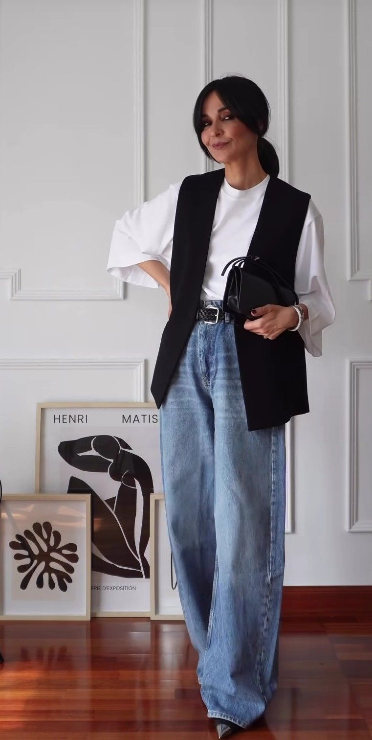 oversized t-shirt with vests