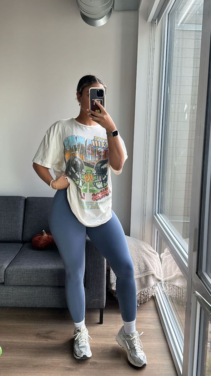 Oversized tshirt gym outfit